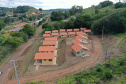 As 20 casas populares do conjunto habitacional erguido no bairro Jardim Planalto em Guaraniaçu, na região Oeste do Estado, serão entregues no começo de 2021. O empreendimento é uma parceria do Governo do Paraná, da Itaipu Binacional e da prefeitura do município e recebeu investimento de R$ 1.035.744,30. Ele se soma a projetos similares que estão em andamento em outros 15 municípios. - 02-12-2020 -  Foto: Alessandro Vieira/ AEN