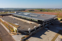 Obras do novo Terminal Rodoviário de Umuarama, que está situada na Avenida Romeu Zolim, no Parque Residencial Interlagos.  A nova rodoviária terá 7.599 m² de área construída, calçadas, boxes e demais instalações, além de ampla área externa para circulação, plataformas, estacionamento, jardins e áreas de passeio, banheiros, sala de administração, obras de acessibilidade e acessos facilitados para entrada e saída dos usuários. -  05/08/2020 -  Foto: Geraldo Bubniak/AEN