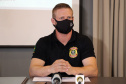 Coletiva de imprensa sobre a Operação da PM e PF desmantela grupo envolvido em roubos a bancos. O balanço do trabalho conjunto das polícias foi divulgado nesta quinta-feira (07/01), no Quartel do Comando-Geral da PM, em Curitiba. Na foto, durante coletiva de imprensa o  delegado da Polícia Federal, Peterson Manys, - Curitiba, 07/01/2021  -  Foto: Soldado Amanda Morais