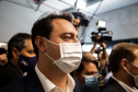O governador Carlos Massa Ratinho Junior afirmou que a vacinação contra a Covid-19 deve começar nesta segunda-feira (18) no Paraná