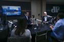 CURITIBA - 27-01-2021 -Governador Carlos Massa Ratinho Junior durante entrevista para a rádio Jovem Pan e a RIC TV.Foto: Jonathan Campos/AEN