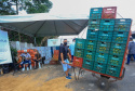 Permissionários atacadistas da Ceasa Curitiba fazem doação 25 toneladas de alimentos para entidades beneficentes de Curitiba e Região Metropolitana, além de famílias atingidas pelas chuvas em Irati, na região Centro-Sul do Estado. - Curitiba, 29/01/2021 - Foto: Veldelino Pontes