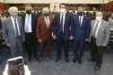 O governador Carlos Massa Ratinho Junior participou nesta segunda-feira (1º) da posse da nova Mesa Diretora da Assembleia Legislativa do Paraná para o biênio 2021/2022. Será a 19ª Legislatura da Casa e a quarta presidência consecutiva do deputado estadual Ademar Traiano.
Foto:Jonathan Campos/AEN