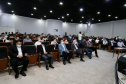 Foz do Iguaçu e Cascavel, no Oeste do Estado, agora têm representações locais da Invest Paraná, agência do promoção e prospecção de novos negócios e investimentos no Estado. A oficialização dessas novas representações foi feita pelo vice-governador Darci Piana nesta quinta-feira (4). Ele assinou termos de cooperação com representantes dos dois municípios.Foto: Camila Tonett