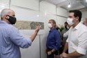 Nesta sexta-feira (5), o governador Carlos Massa Ratinho Junior e o diretor-geral de Itaipu, Joaquim Silva e Luna, estiveram no distrito de Santa Eliza, em Umuarama (Noroeste), para o lançamento da pedra fundamental da obra de revitalização da Estrada da Boiadeira. Foto: Gilson Abreu/AEN

