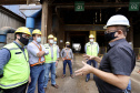 O Grupo de Trabalho do Plano Estadual Ferroviário (GT Ferrovias) realizou, nesta terça-feira (9), a primeira visita técnica ao Porto de Paranaguá. In loco, a comitiva conheceu os projetos que a Portos do Paraná desenvolve para aumentar a participação dessa matriz modal no transporte de carga. A pauta do encontro foi a importância da integração. Imagens: Claudio Neves/Portos do Paraná