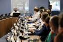 O Grupo de Trabalho do Plano Estadual Ferroviário (GT Ferrovias) realizou, nesta terça-feira (9), a primeira visita técnica ao Porto de Paranaguá. In loco, a comitiva conheceu os projetos que a Portos do Paraná desenvolve para aumentar a participação dessa matriz modal no transporte de carga. A pauta do encontro foi a importância da integração. Imagens: Claudio Neves/Portos do Paraná