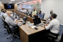 O Grupo de Trabalho do Plano Estadual Ferroviário (GT Ferrovias) realizou, nesta terça-feira (9), a primeira visita técnica ao Porto de Paranaguá. In loco, a comitiva conheceu os projetos que a Portos do Paraná desenvolve para aumentar a participação dessa matriz modal no transporte de carga. A pauta do encontro foi a importância da integração. Imagens: Claudio Neves/Portos do Paraná