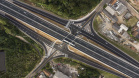 O governador Carlos Massa Ratinho Junior participou nesta quinta-feira (11) da inauguração do viaduto de acesso a Piraí do Sul e ao Santuário Nossa Senhora das Brotas, nos Campos Gerais. Ele está localizado no km 256 da PR-151 e foi construído em apenas dez meses pela concessionária CCR RodoNorte, que administra a ligação entre Ponta Grossa e Jaguariaíva.