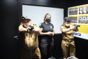 Policiais militares que trabalham na Companhia de Comandos e Serviços (CCS) e nas Diretorias da PM estão passando por instruções de tiros no caminhão de simulador de tiros da Polícia Civil do Paraná.  -  Curitiba, 25/02/2021  -  Foto: Soldado Amanda Morais