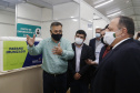 Ministro da Saúde, Eduardo Pazuello, visita ao Centro de Vacinação do COVID-19 no Centro de Convenções e Eventos de Cascavel. O secretário de Estado da Saúde, Beto Preto, acompanha o ministro  -  Cascavel, 04/03/2021  -  Foto: Gilson Abreu/AEN