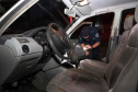 As equipes policiais da Ação Integrada de Fiscalização Urbana (AIFU) fecharam nove estabelecimentos comerciais irregulares e 44 pessoas acabaram encaminhadas por desrespeitar as medidas do decreto estadual de enfrentamento ao coronavírus. Durante as abordagens, 251 pessoas foram orientadas e outras 63 abordadas. O balanço compreende as ações de sexta-feira (12/03) a domingo (14/03) na cidade de Curitiba. - Curitiba, 15/03/2021 - Foto: Divulgação SESP-PR