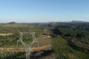 A Copel colocou em operação neste domingo (28) a nova linha de transmissão de energia que conecta as subestações Curitiba Leste (PR) e Blumenau (SC).  -  Foto"Divulgação Copel