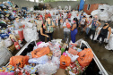 Comunidades carentes de Paranaguá, Antonina e moradores de ilhas da Região são prioridade nas doações feitas pela comunidade portuária. Foto: Claudio Neves