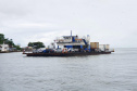 Começa nesta quarta-feira (07) a nova concessão para explorar a infraestrutura e o transporte aquaviário de veículos e passageiros na travessia da Baía de Guaratuba, serviço conhecido como o Ferry-boat de Guaratuba, no Litoral. -  Foto: Divulgação DER