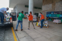 A edição 2021 da campanha Cesta Solidária Paraná, encerrada na terça-feira (06), conseguiu arrecadar mais de 200 toneladas de alimentos. . Foto: Valdelino Pontes