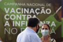 O Paraná iniciou a campanha nacional de vacinação contra a influenza nesta segunda-feira (12). A meta é imunizar contra a gripe pelo menos 90% do público-alvo, estimado em 4,4 milhões de pessoas.  -  Curitiba, 12/04/2021  -  Foto: Américo Antonio/SESA