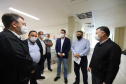 O governador Carlos Massa Ratinho Junior visita nesta quarta-feira (14) o Hospital Regional São Sebastião, na Lapa. A Secretaria de Estado da Saúde disponibiliza seis leitos de UTI no hospital. A unidade já conta com 40 leitos de enfermaria na estratégia de combate à Covid-19. 14/04/2021 - Foto: Geraldo Bubniak/AEN