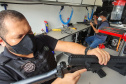 A Polícia Civil do Paraná (PCPR) agora conta com oficina móvel para manutenção de armas e treinamento. Uma van foi equipada com ferramentas que permitem que os policiais civis aprendam e realizem o reparo do armamento. O objetivo é atender os profissionais de todo o Estado, principalmente dos municípios do Interior. -  Foto: Polícia Civil do Paraná