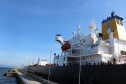 Porto de Paranaguá recebe maior navio tanque da história. Foto: Claudio Neves