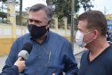 O Paraná começou a vacinar trabalhadores portuários e aeroportuários contra a Covid-19 nesta sexta-feira (28). As doses da vacina AstraZeneca/Fiocruz destinadas a estes grupos foram enviadas pelo Ministério da Saúde nesta semana. -  Paranaguá, 28/05/2021  -  Foto: Américo Antonio/SESA