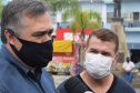 O Paraná começou a vacinar trabalhadores portuários e aeroportuários contra a Covid-19 nesta sexta-feira (28). As doses da vacina AstraZeneca/Fiocruz destinadas a estes grupos foram enviadas pelo Ministério da Saúde nesta semana. -  Paranaguá, 28/05/2021  -  Foto: Américo Antonio/SESA
