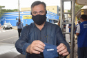 O Paraná começou a vacinar trabalhadores portuários e aeroportuários contra a Covid-19 nesta sexta-feira (28). As doses da vacina AstraZeneca/Fiocruz destinadas a estes grupos foram enviadas pelo Ministério da Saúde nesta semana. -  Paranaguá, 28/05/2021  -  Foto: Américo Antonio/SESA