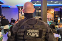 Polícia Civil dispersa aglomeração em bar e prende 9 pessoas durante fiscalização na capital. A ação faz parte da fiscalização da Polícia Civil referente ao Decreto Estadual nº 7.716/21 do Governo do Estado, que estabelece medidas restritivas por conta da pandemia. -  Curitiba, 29/05/2021  -  Foto: Polícia Civil do Paraná/SESP/PR