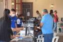 O Paraná começou a vacinar trabalhadores portuários e aeroportuários contra a Covid-19 nesta sexta-feira (28). As doses da vacina AstraZeneca/Fiocruz destinadas a estes grupos foram enviadas pelo Ministério da Saúde nesta semana. -  Paranaguá, 28/05/2021  -  Foto: Américo Antonio/SESA