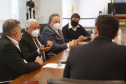 O governador Carlos Massa Ratinho Junior formalizou nesta segunda-feira (31) o repasse de R$ 2,45 milhões para um projeto do Hospital Angelina Caron, localizado em Campina Grande do Sul, na Região Metropolitana de Curitiba, para melhorar o atendimento do público idoso, que representa 35% dos pacientes da unidade. Foto: Jonathan Campos/AEN
