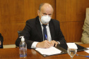 O governador Carlos Massa Ratinho Junior formalizou nesta segunda-feira (31) o repasse de R$ 2,45 milhões para um projeto do Hospital Angelina Caron, localizado em Campina Grande do Sul, na Região Metropolitana de Curitiba, para melhorar o atendimento do público idoso, que representa 35% dos pacientes da unidade. Foto: Jonathan Campos/AEN