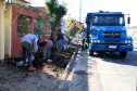 Pinhais tem rua revitalizada e constrói novas calçadas com apoio do Estado. Foto: Ari Dias/AEN