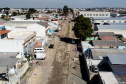 Pinhais tem rua revitalizada e constrói novas calçadas com apoio do Estado. Foto: Ari Dias/AEN