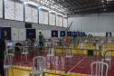 O Paraná iniciou nesta terça-feira (1º) a vacinação contra a Covid-19 em trabalhadores do transporte aéreo, em todo o Estado. O secretário de Estado da Saúde, Beto Preto, esteve presente no ginásio Ney Braga, em São José dos Pinhais, para acompanhar a imunização dos profissionais vinculados ao aeroporto internacional Afonso Pena. - Curitiba, 01/06/2021 - Foto: Américo Antonio/SESA