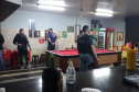 Segurança apreende arma e munições durante fiscalização de medidas sanitárias na Capital. Foto:SESP