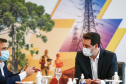 A Copel vai investir R$ 34,6 milhões em quatro projetos de Pesquisa e Desenvolvimento (P&D) na área de armazenamento de energia elétrica no Paraná. 
A ordem de serviço para o início das intervenções foi assinada nesta quarta-feira (02), no Palácio Iguaçu, pelo governador Carlos Massa Ratinho Junior, pelo diretor-presidente da Copel, Daniel Pimentel Slaviero e pelo diretor da Aneel, Sandoval de Araújo Feitosa Neto. Foto: Jonathan Campos/AEN