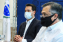 A Klabin, maior produtora e exportadora de papéis do País, doará ao Paraná mais de 95 mil medicamentos que compõem o kit intubação, utilizado para atendimento a pacientes com quadros graves de Covid-19. A doação foi anunciada nesta quarta-feira (2) em uma videoconferência realizada por diretores da empresa com o governador Carlos Massa Ratinho Junior. Foto: Jonathan Campos/AEN
