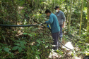 A empresa pública Portos do Paraná, através de seu programa de Educação Ambiental, em parceria com a Prefeitura de Paranaguá, começou a implantação da segunda fase do projeto de readequação dos microssistemas de abastecimento de água nas comunidades ilhadas da baía de Paranaguá, que estão na área de influência do porto.  -  Paranaguá, 08/07/2021  -  Foto: Pier Paolo/Portos do Paraná