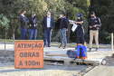 O secretário do Desenvolvimento Urbano e de Obras Públicas (SEDU), João Carlos Ortega, mais a diretora de Operações do Paranacidade, Camila Mileke Scucato, e o analista de desenvolvimento Municipal do Paranacidade, Luiz Antonio Xavier da Silveira, fizeram vistoria da obra de pavimentação com concreto, em execução no Município de Fazenda Rio Grande, na Região Metropolitana de Curitiba.  -  Curitiba,  - Fazenda Rio Grande, 08/07/2021  -  Foto: Gustavo Pontes