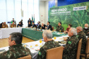 O governador Carlos Massa Ratinho Junior recebeu nesta sexta-feira (9), no Palácio Iguaçu, o comandante-geral do Exército Brasileiro, general Paulo Sérgio Nogueira de Oliveira, e uma comitiva com o alto comando da instituição militar. -  Curitiba, 09/07/2021  -  Foto: José Fernando Ogura/AEN