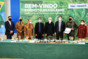 O governador Carlos Massa Ratinho Junior recebeu nesta sexta-feira (9), no Palácio Iguaçu, o comandante-geral do Exército Brasileiro, general Paulo Sérgio Nogueira de Oliveira, e uma comitiva com o alto comando da instituição militar. - Curitiba, 09/07/2021 - Foto: José Fernando Ogura/AEN