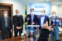 O Governo do Estado vai recuperar mais 55 quilômetros com nova pavimentação em estradas rurais de dez cidades do Paraná. Os convênios com as prefeituras foram assinados nesta segunda-feira (12), em cerimônia no Palácio Iguaçu, pelo governador Carlos Massa Ratinho Junior.   -  Curitiba, 12/07/2021  -  Foto: José Fernando Ogura/AEN 