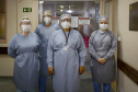 A parnanguara Lucimar Josiane de Oliveira, de 44 anos, recebeu a primeira dose da vacina contra a Covid-19 exatamente às 21h48 do dia 18 de janeiro de 2021. A enfermeira, que atua no Complexo Hospitalar do Trabalhador (CHT), foi a primeira paranaense a ser vacinada contra o novo coronavírus.  -  Curitiba, 15/07/2021  -  Foto: Gilson Abreu/AEN
