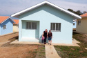 Trinta famílias de Sâo João do Triunfo participaram nesta quinta-feira (15), na Câmara Municipal, do sorteio que definiu as casas que serão ocupadas por cada uma delas no Residencial José Euclides dos Santos Neto. O empreendimento faz parte do programa Casa Fácil Paraná e será entregue aos beneficiários entre o fim de julho e o início de agosto. (Foto: Alessandro Vieira/AEN)