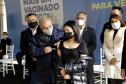 O secretário de Estado da Saúde, Beto Preto acompanha o  ministro da Saúde, Marcelo Queiroga, nesta terça-feira (20) na vacinação contra a Covid-19 dos paranaenses em Foz do Iguaçu, no Oeste. Foto: Gilson Abreu/AEN