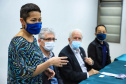 O governador em exercício Darci Piana, conheceu nesta quarta-feira (21), em Londrina, na Região Norte, as instalações da Fiação Bratac, um dos principais elos da cadeia no Estado, responsável pela produção do bicho-da-seda e do fio e também pela comercialização do produto final.  -  Londrina, 21/07/2021  -  Foto: José Fernando Ogura/AEN