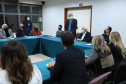O governador em exercício Darci Piana, conheceu nesta quarta-feira (21), em Londrina, na Região Norte, as instalações da Fiação Bratac, um dos principais elos da cadeia no Estado, responsável pela produção do bicho-da-seda e do fio e também pela comercialização do produto final.  -  Londrina, 21/07/2021  -  Foto: José Fernando Ogura/AEN