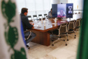 O governador Carlos Massa Ratinho Junior reforçou nesta terça-feira (27) o compromisso do Estado em atender a população paranaense, especialmente a parcela mais vulnerável, durante a massa de ar polar prevista para atingir a Região Sul nos próximos dias. Foto: Jonathan Campos/AEN