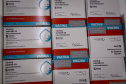 O Ministério da Saúde enviou na noite desta terça-feira (27) mais 298.250 vacinas contra a Covid-19 da AstraZeneca/Fiocruz ao Paraná. Este foi o terceiro envio do governo federal ao Estado em um único dia. Durante a tarde chegaram 233 mil vacinas, sendo 170 mil doses de CoronaVac/Butantan e 63 mil da AstraZeneca/Covax.  -  Curitiba, 27/07/2021  -  Foto: Gilson Abreu/AEN