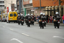 Nos últimos 23 dias, as equipes de unidades da Polícia Militar localizaram 564 pessoas com mandados de prisão (adultos) e de busca e apreensão em aberto (adolescentes) em todo o estado